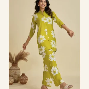 Womens lime green daisy print shirt and trouser set